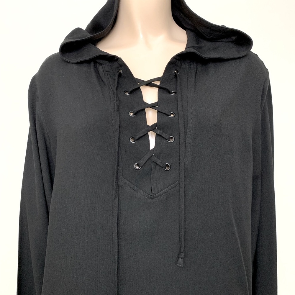 Cloth And Stone Lace Up Hooded Blouse